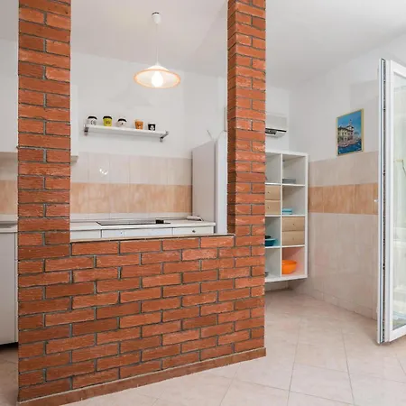 Apartment Amazing In Barbat na Rabu
